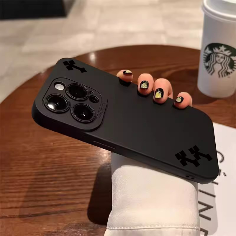 Herbstliche Vibes Kreuzmuster  – Samsung Galaxy S25 Bewertung und Preis